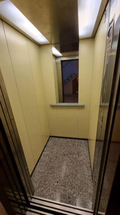 דירות רוזס Piso En El Centro Con Vistas Al Mar Y Balcon מראה חיצוני תמונה